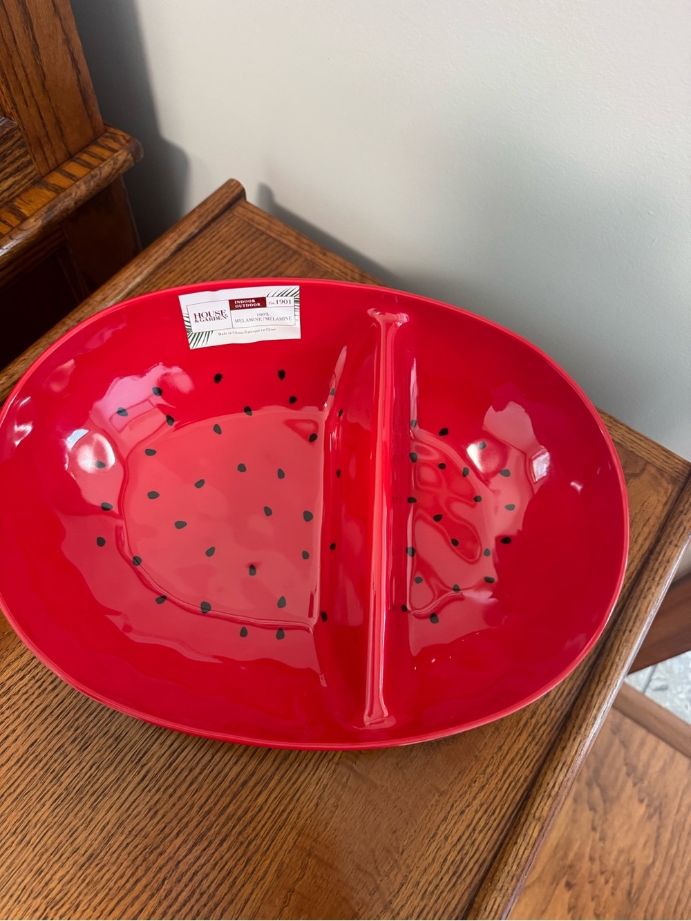 “HOUSE & GARDEN”  RED/GREEN DIVIDED MELAMINE WATERMELON SERVING BOWL